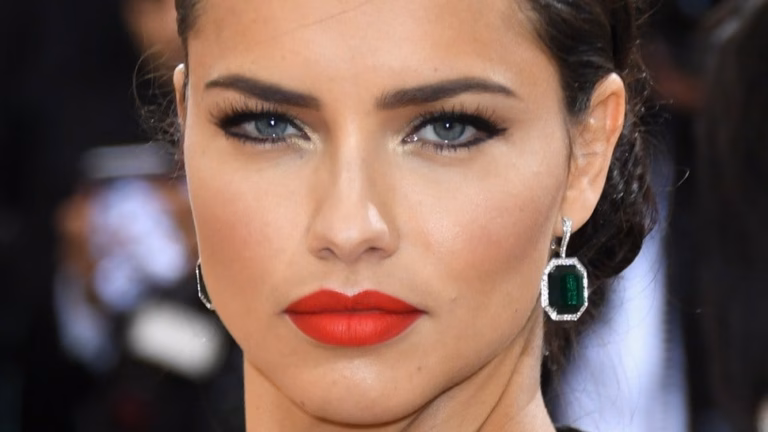 Tatuagens da Adriana Lima