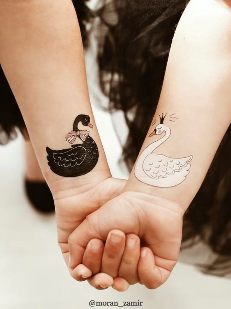 25 Swan Tattoos  Tattoofanblog