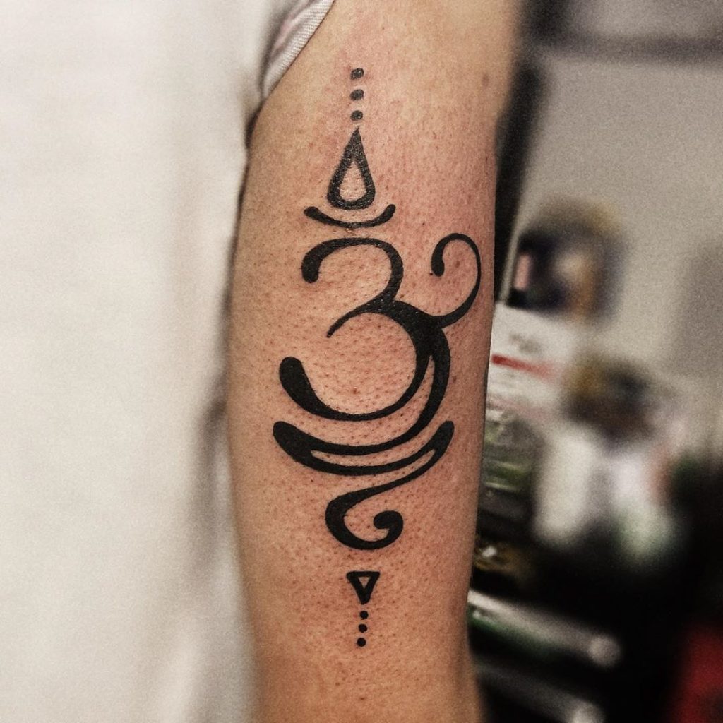 Maarten Kasantirto  Breathe  This Sanskrit symbol is a beautiful  reminder to do what comes naturally Its the first thing we do when we  come into this world and the last