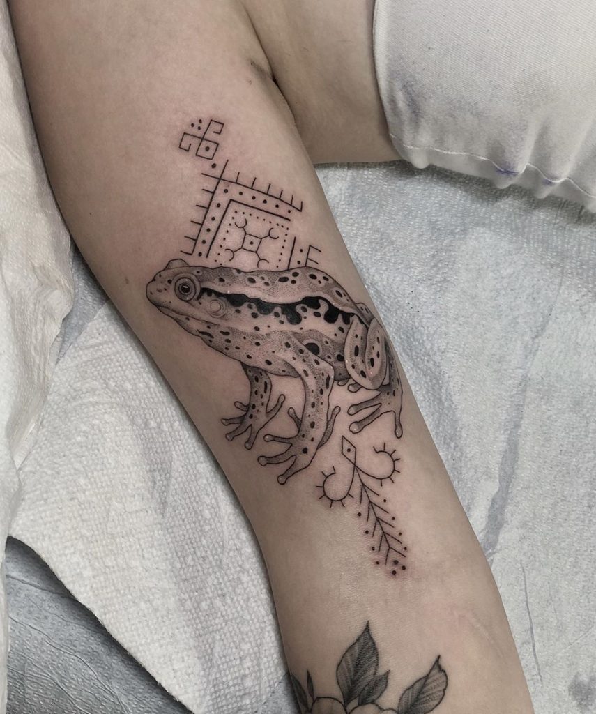 Fanciful Japanese Toad Tattoos by Makoto Ohmatsu  Tattoodo