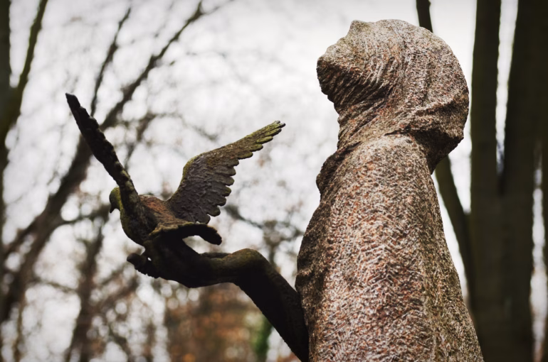 Curiosidades: quais são as músicas mais pedidas nos funerais pelo mundo?
