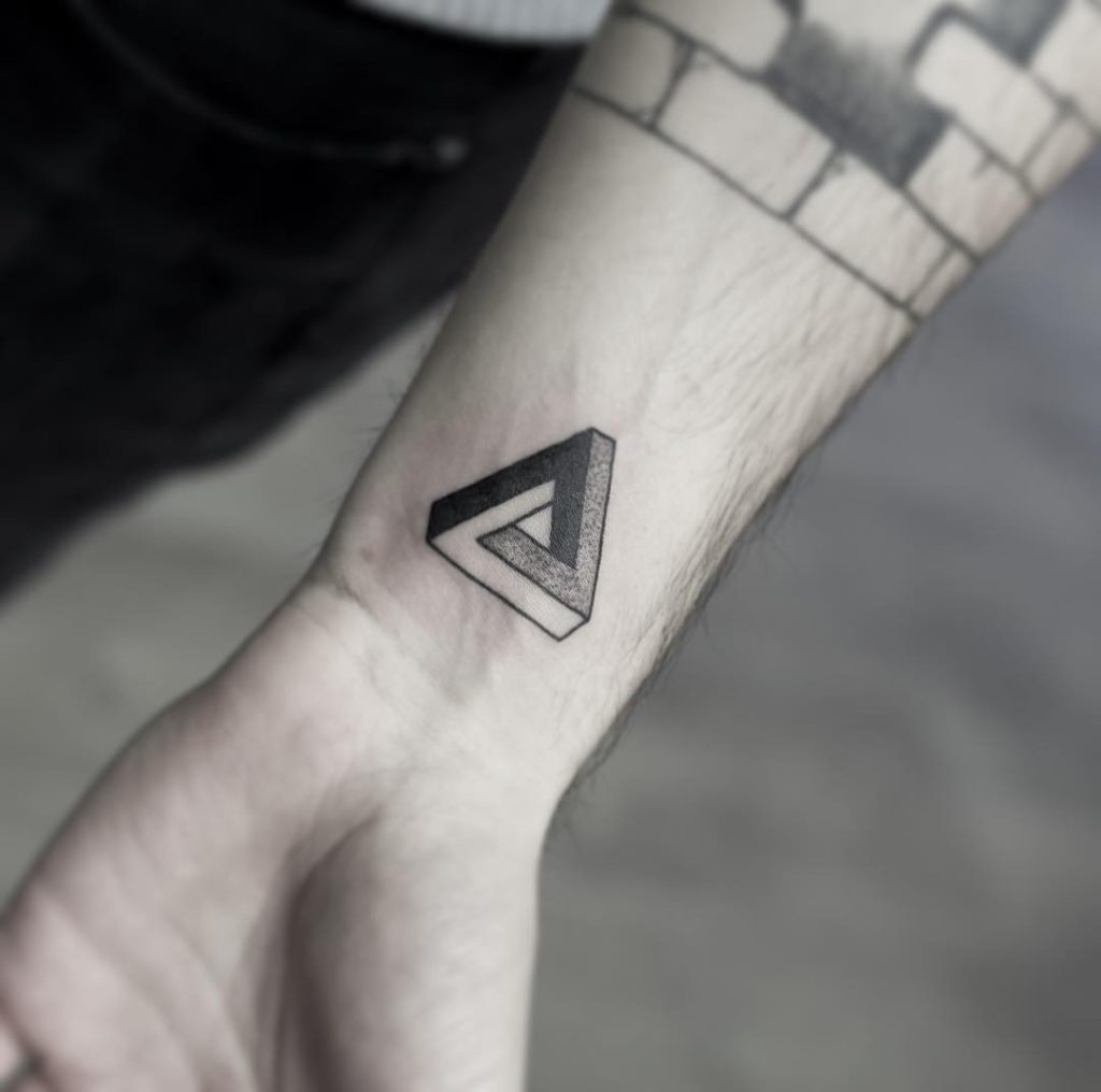 Dreieck bedeutung offenes tattoo 3 Dreieck