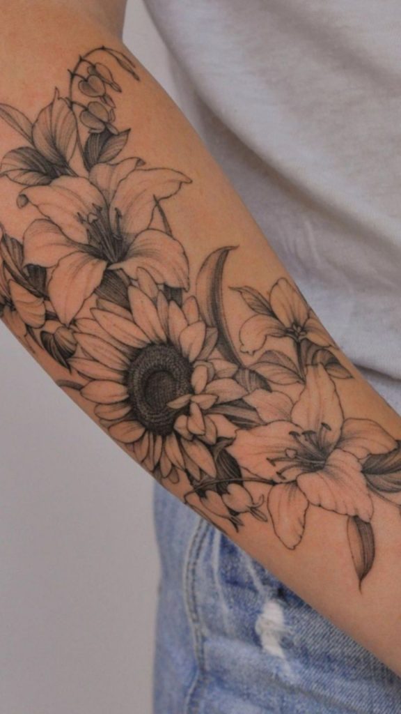 Significado de Sunflower Tattoo | BlendUp