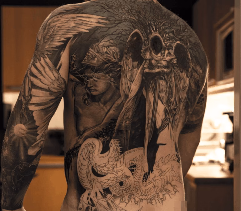Niki Norberg e suas tatuagens ultra realistas