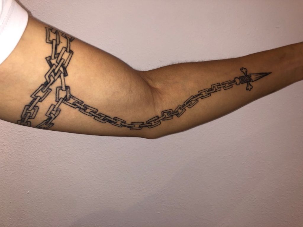 Chain Tattoos And MeaningsChain Tattoo Designs And Ideas  Chain tattoo  Tattoos for guys Picture tattoos