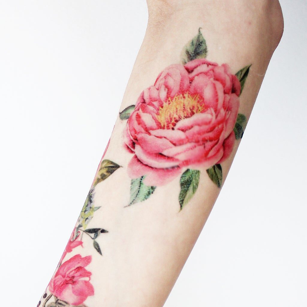 Meaning of Peonia Tattoo | BlendUp