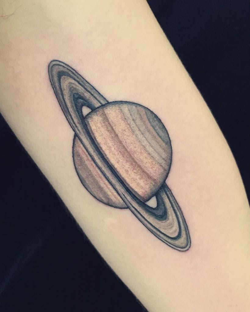 Tatuajes de Saturno (planeta) | BlendUp