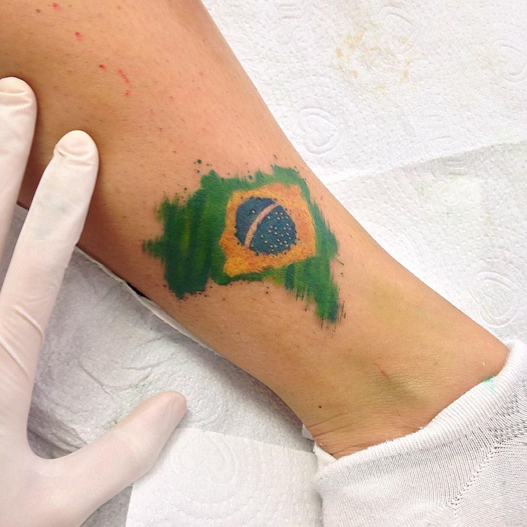 Rodrigo Fernando Dos Santos, Brazilian Man Has Eyeballs Tattooed Black  (VIDEO, PICTURES) | HuffPost UK News