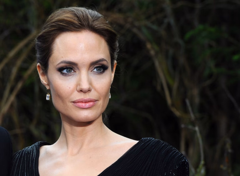 As tatuagens de Angelina Jolie