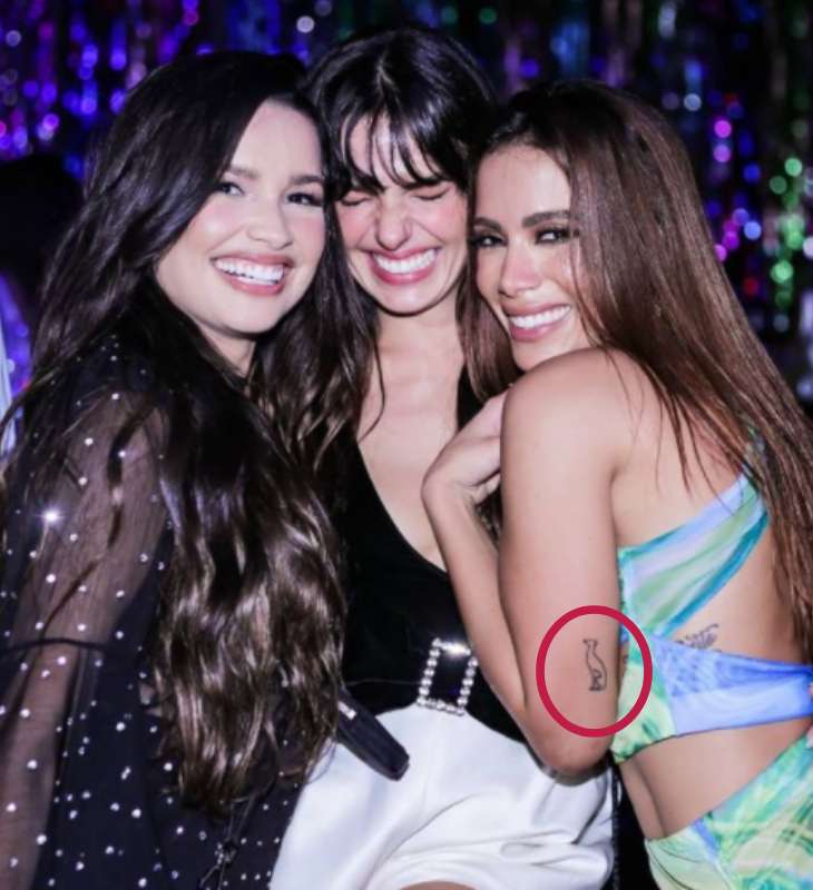 Tatuajes De Anitta BlendUp Tatuajes De Personalidades