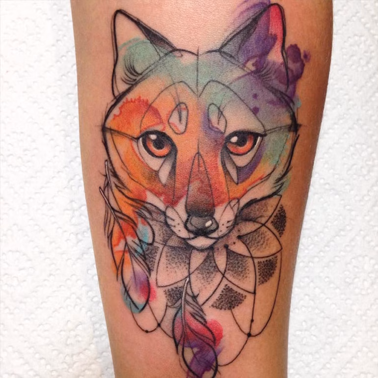 Tatuagens geométricas e coloridas de animais: Caffeine Tattoo